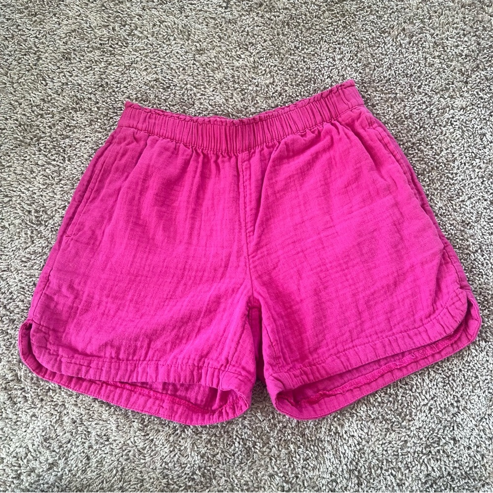 Old Navy Hot Pink Lightweight Women’s Shorts